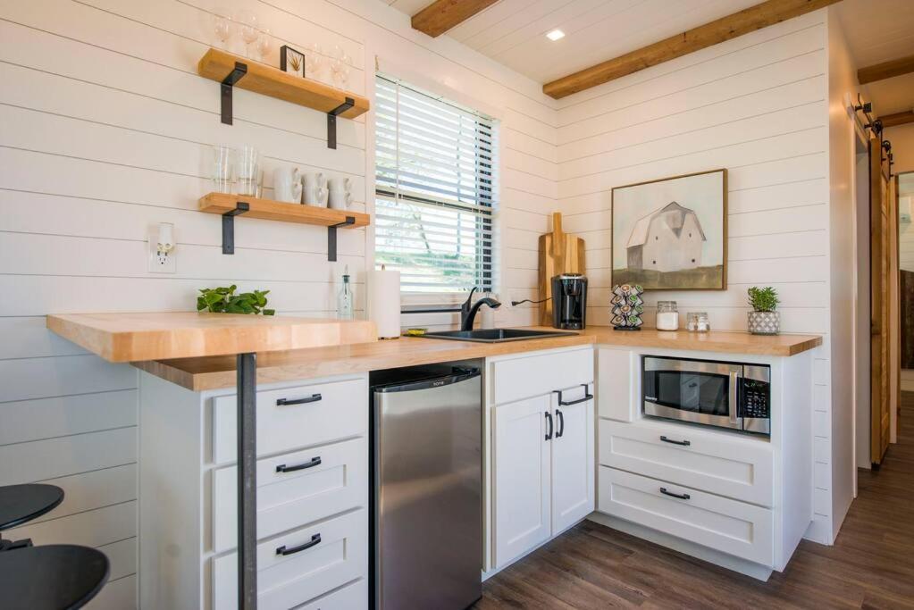 Bellmead Container Home With Rooftop Views And Pickleball-Pecan Grove מראה חיצוני תמונה