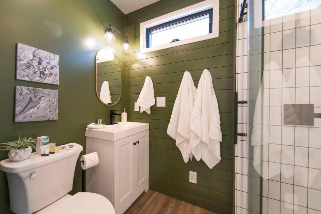 Bellmead Container Home With Rooftop Views And Pickleball-Pecan Grove מראה חיצוני תמונה