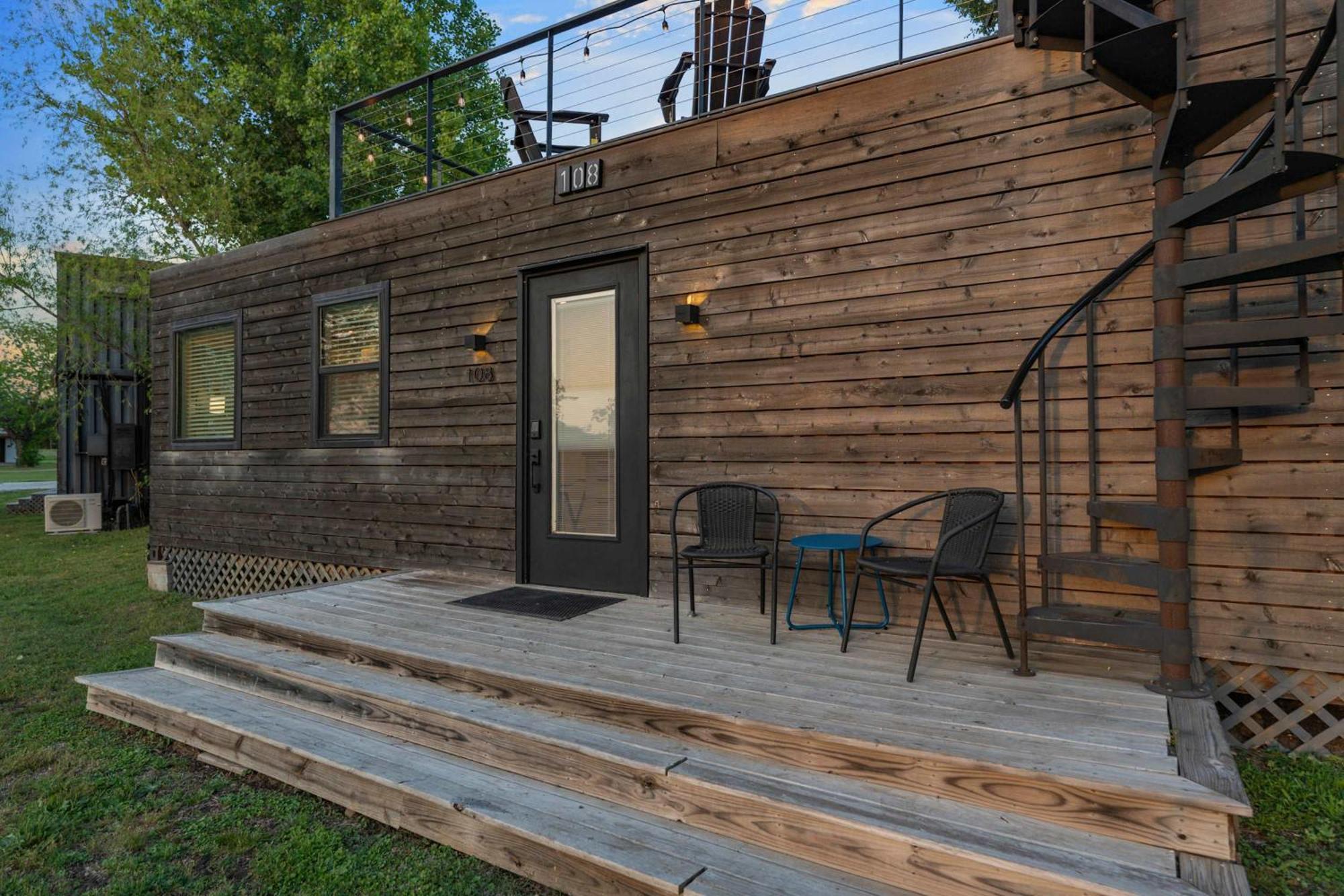 Bellmead Container Home With Rooftop Views And Pickleball-Pecan Grove מראה חיצוני תמונה